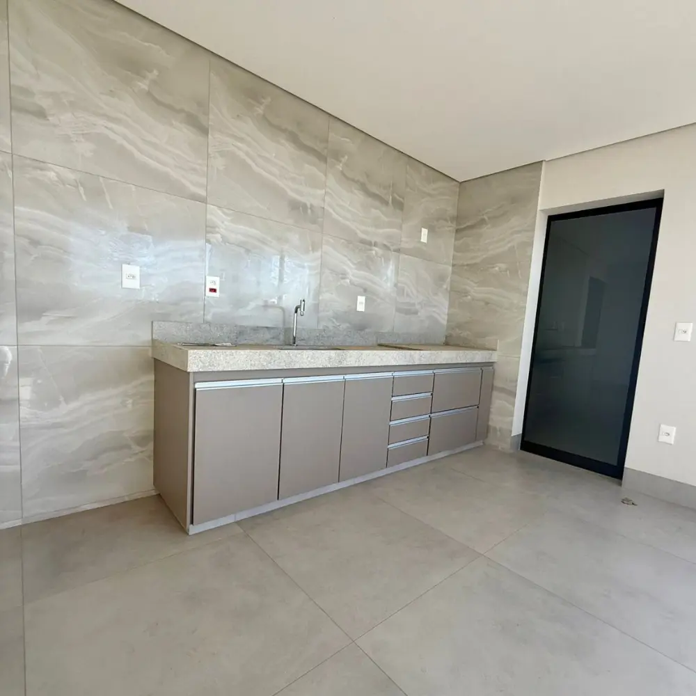 Design sem nome – 2025-08-14T102028.909